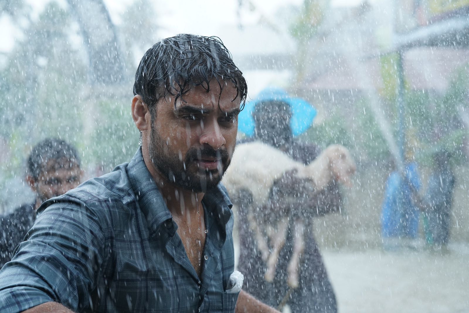2018-tovino-thomass-survival-thrillers-hindi-version-gears-for-panindia-release-on-this-date